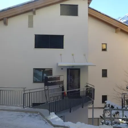 Sleeps 6 Wifi